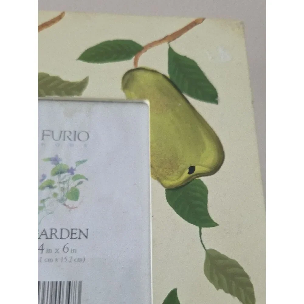 Furio Garden Pear Picture Frame - 4x6